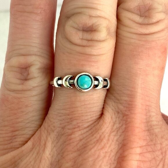 Sterling Silver 925 Dainty Minimalist Crescent Moon Turquoise Band Ring Sz 5.75 - Picture 2 of 16